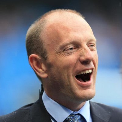 Quick fire football fashion questions with Peter Drury